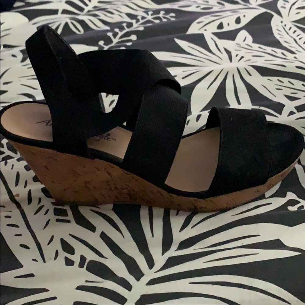 American Eagle Wedges